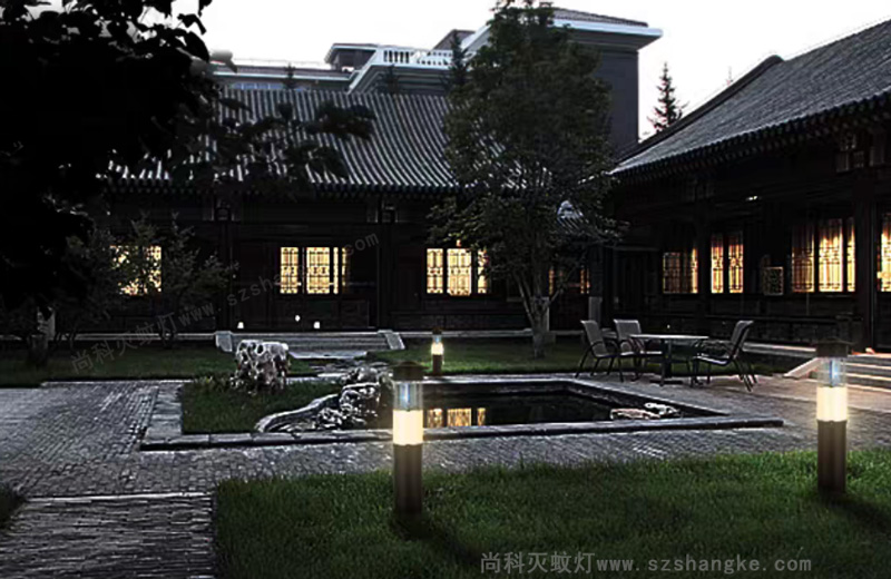 戶外滅蚊燈在別墅庭（tíng）院設計中（zhōng）的效果展現